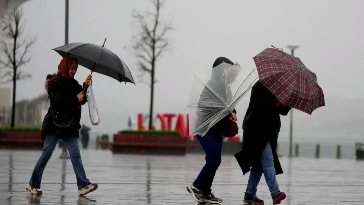 Doğu Karadeniz'de fırtına bekleniyor, dikkatli olunmalı!