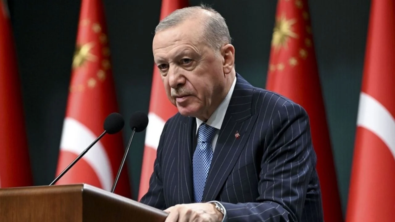 Erdoğan, depremde yıkılan şehirlerin yeniden inşasını üç yılda tamamladı
